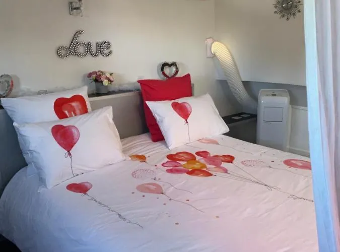 D'hote Insolite Sur Peniche Bed & Breakfast 3*